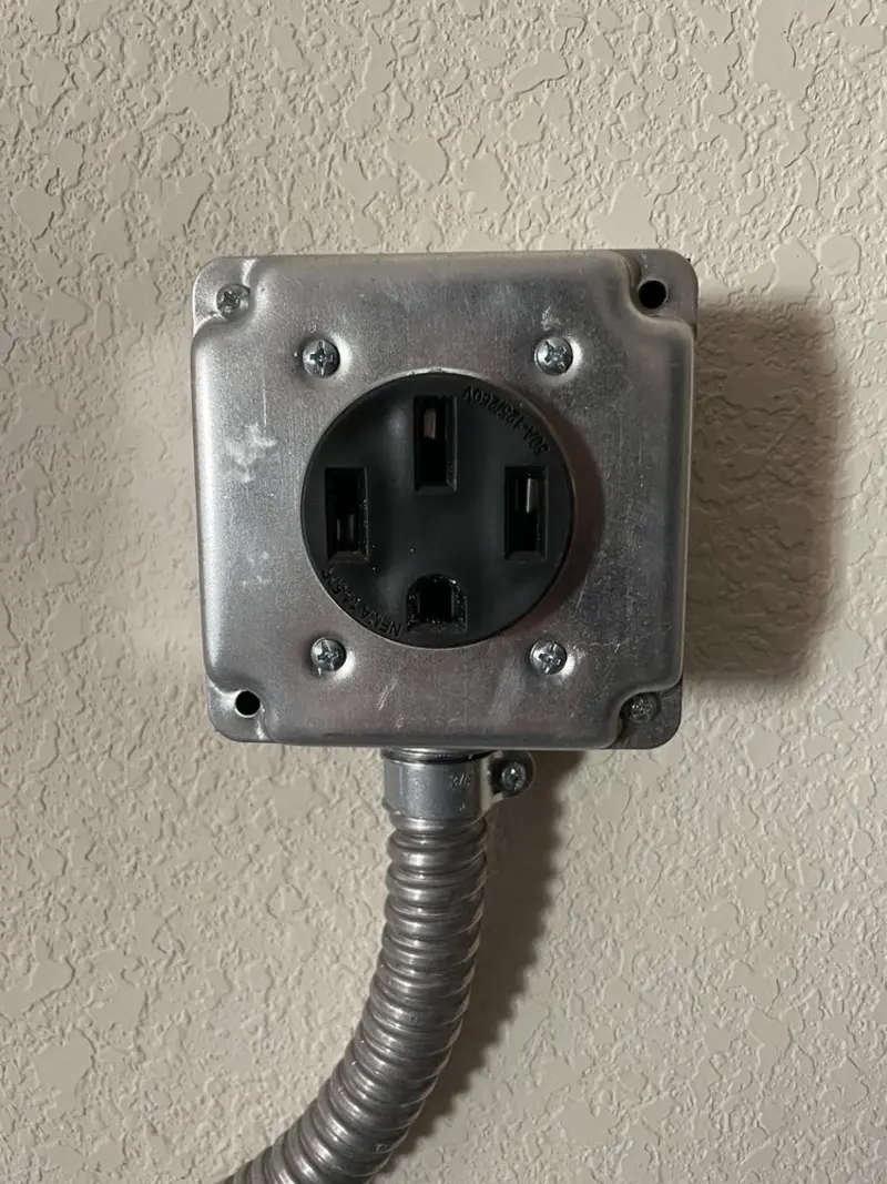 NEMA 14-50 outlet installed for Smart Home Electrical in Golf Manor